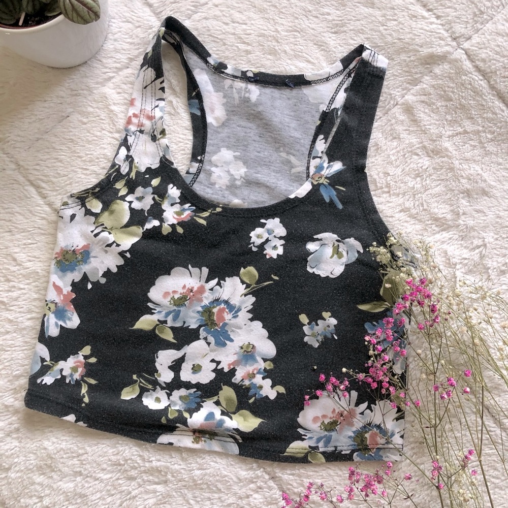 2 for 25❗️Cropped Floral Tank Top